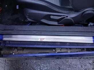 Ford Fiesta Fiesta 6 (JA8), Hatchback, 2008 / 2018 1.0 EcoBoost 12V 100 picture 22