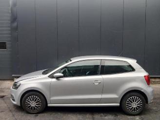 Volkswagen Polo Polo V (6R), Hatchback, 2009 / 2017 1.4 TDI picture 3
