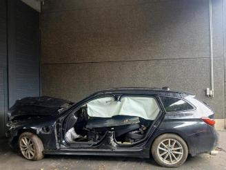 BMW 3-serie 3 serie Touring (G21), Combi, 2019 330e 2.0 TwinPower Turbo 16V picture 3