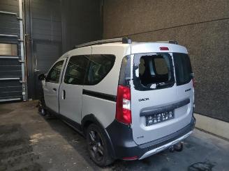 Vrakbiler auto Dacia Dokker Dokker (0S), MPV, 2012 / 2021 1.5 dCi 90 2018/1