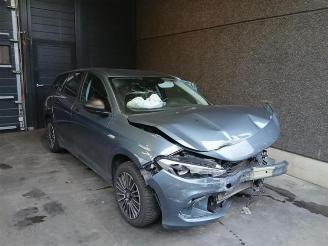 Vrakbiler auto Fiat Tipo  2023/6