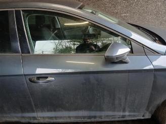 Seat Leon Leon (5FB), Hatchback 5-drs, 2012 / 2020 1.6 TDI 16V picture 10