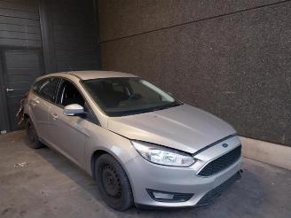 Uttjänta bilar auto Ford Focus Focus 3, Hatchback, 2010 / 2020 1.0 Ti-VCT EcoBoost 12V 100 2017/1