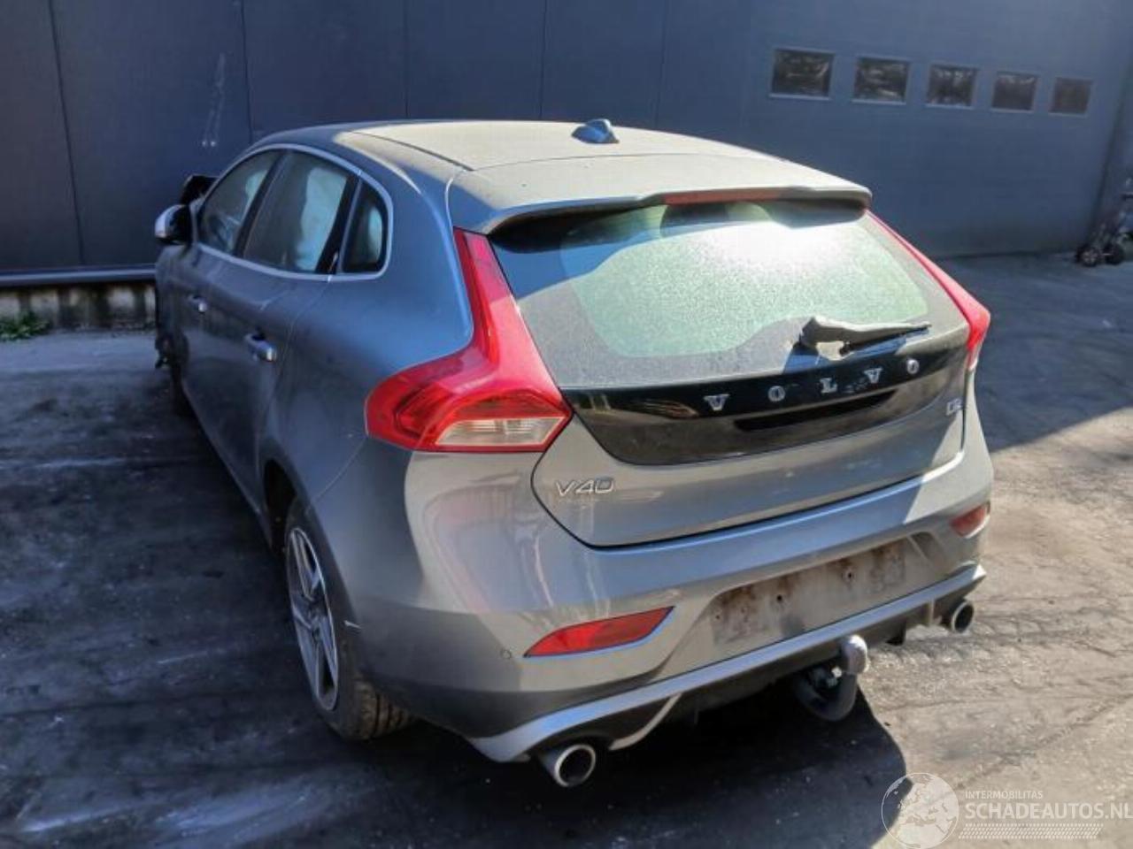 Volvo V-40 V40 (MV), Hatchback 5-drs, 2012 / 2019 2.0 D2 16V