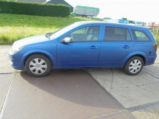 Opel Astra Astra H SW (L35), Combi, 2004 / 2014 1.4 16V Twinport picture 2