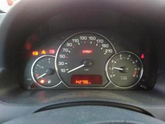 Peugeot 1007 1007 (KM), Hatchback 3-drs, 2004 / 2011 1.4 picture 6