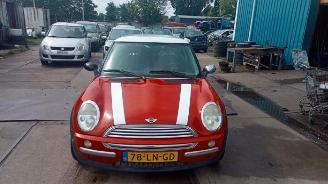 Vrakbiler auto Mini Mini Mini (R50/53), Hatchback, 2001 / 2007 1.6 16V One 2003/3