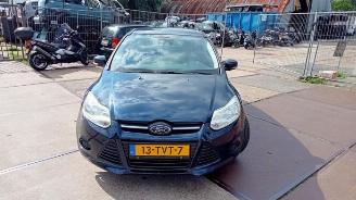 Démontage voiture Ford Focus Focus 3, Hatchback, 2010 / 2020 1.0 Ti-VCT EcoBoost 12V 100 2012/4