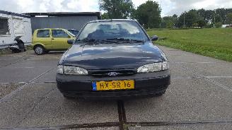 Ocazii autoturisme Ford Mondeo Mondeo I Hatchback 1.8i 16V (U9) (RKA) [85kW]  (02-1993/08-1996) 1994/5
