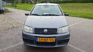 occasion passenger cars Fiat Punto Punto II (188) Hatchback 1.2 60 S (188.A.4000) [44kW]  (09-1999/12-2010) 2003/11