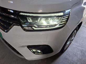 Renault Kangoo 1300 tce Luxe  5persoons 27000km rijdend incl btw NL kenteken picture 9