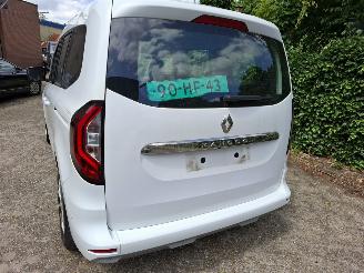 Renault Kangoo 1300 tce Luxe  5persoons 27000km rijdend incl btw NL kenteken picture 5