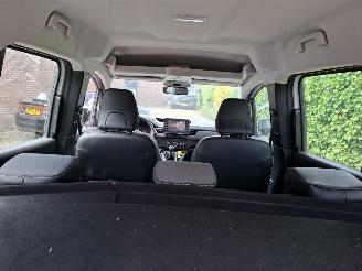 Renault Kangoo 1300 tce Luxe  5persoons 27000km rijdend incl btw NL kenteken picture 21