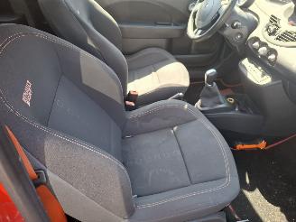 Renault Twingo UNIEK TWINGO RS 16 16V  NL AUTO picture 16
