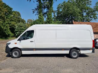 Mercedes Sprinter 317 CDI Maxi Navi Mbux Stoelverw picture 2