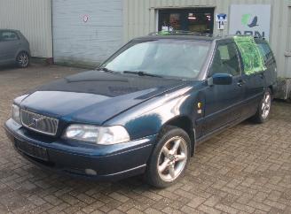 Vrakbiler auto Volvo V-70  1998/1