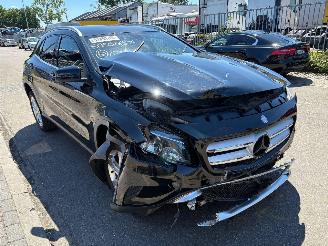 Mercedes GLA  picture 2