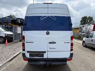 Mercedes Sprinter  picture 7
