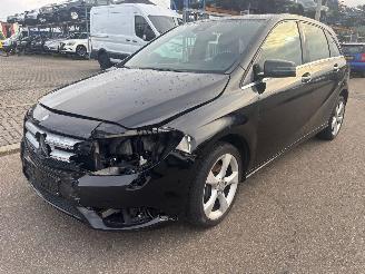 Vrakbiler auto Mercedes B-klasse W246 2012/7