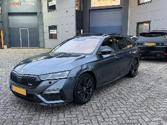 Vaurioauto  passenger cars Skoda Octavia RS 2.0 TDI 200Pk Pano Automaat 2021/5