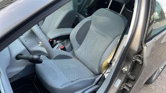 Peugeot 208 208 I (CA/CC/CK/CL), Hatchback, 2012 / 2019 1.2 Vti 12V PureTech 82 picture 14