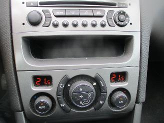 Peugeot 308 1.6 VTI STYLE CLIMA PANO picture 16