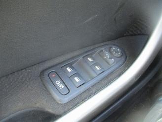 Peugeot 308 SW 1.6 I ACTIVE CLIMA PANO LPG picture 21