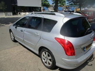 Peugeot 308 SW 1.6 I ACTIVE CLIMA PANO LPG picture 9