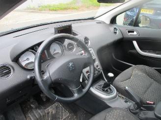 Peugeot 308 2X SW 1.6 I picture 23