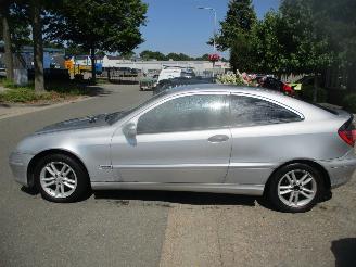 Mercedes C-klasse SPORTCOUPE 180 KOMPRESSOR picture 2