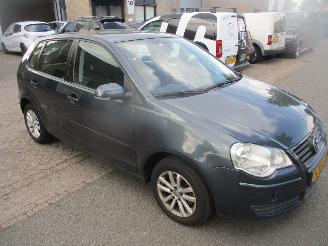 Volkswagen Polo 1.2 TRENDLINE 5 DEURS AIRCO picture 4