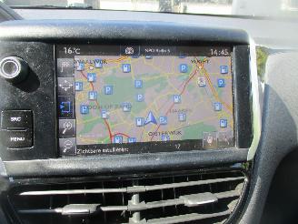 Peugeot 206 1.2 PURETECH BLUE LION AIRCO NAVI picture 17