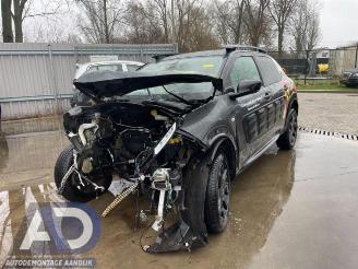 Vrakbiler auto Citroën C4 cactus C4 Cactus (0B/0P), Hatchback 5-drs, 2014 1.2 PureTech 82 12V 2015/8