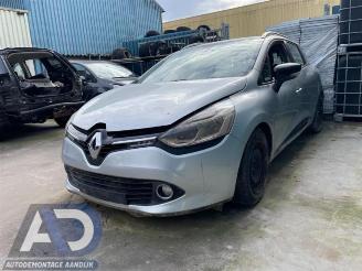 Coche siniestrado Renault Clio Clio IV Estate/Grandtour (7R), Combi 5-drs, 2012 / 2021 0.9 Energy TCE 12V 2014