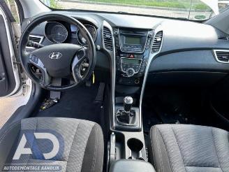 Hyundai I-30 i30 (GDHB5), Hatchback, 2011 1.6 CRDi Blue Drive 16V VGT picture 12