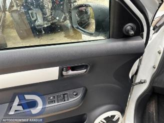 Suzuki Swift Swift (ZA/ZC/ZD1/2/3/9), Hatchback, 2005 / 2011 1.3 VVT 16V picture 11