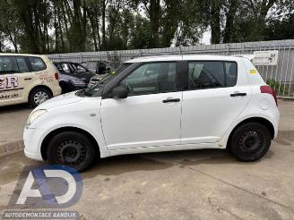 Suzuki Swift Swift (ZA/ZC/ZD1/2/3/9), Hatchback, 2005 / 2011 1.3 VVT 16V picture 8