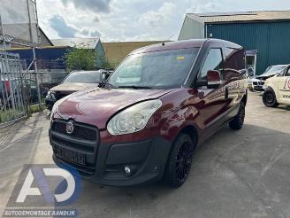 Coche siniestrado Fiat Doblo Doblo Cargo (263), Van, 2010 1.6 D Multijet Dualogic 2013/7