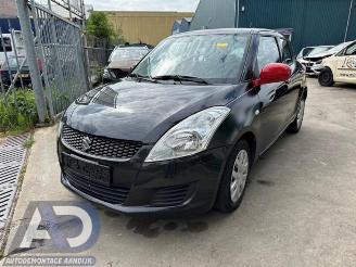 Coche siniestrado Suzuki Swift Swift (ZA/ZC/ZD), Hatchback, 2010 / 2017 1.2 16V 2012