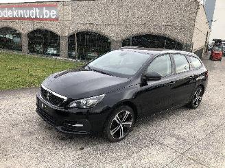uszkodzony samochody osobowe Peugeot 308 SW  1.2 2019/11