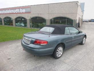Chrysler Sebring  picture 2