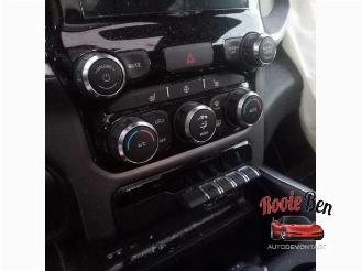 Dodge Ram 1500 Crew Cab (DS/DJ/D2), Pick-up, 2010 / 2018 5.7 Hemi V8 4x4 picture 16