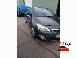 Opel Astra Astra J (PC6/PD6/PE6/PF6), Hatchback 5-drs, 2009 / 2015 1.6 16V Ecotec picture 3
