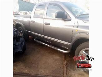 Dodge Ram Ram 1500 (DR/DH/D1/DC/DM), Pick-up, 2001 / 2008 5.7 V8 Hemi 1500 4x2 picture 4