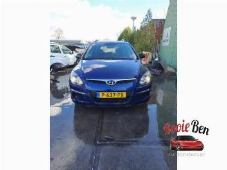 Hyundai I-30 i30 Crosswagon (WWH), Combi, 2007 / 2012 1.4 CVVT 16V picture 1