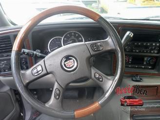 Cadillac Escalade Escalade, SUV, 2014 / 2020 6.0 V8 4x4 picture 3