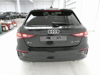 Audi A3 S-LINE picture 9