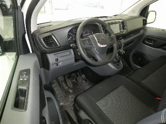 Citroën Jumpy 1.5D picture 17