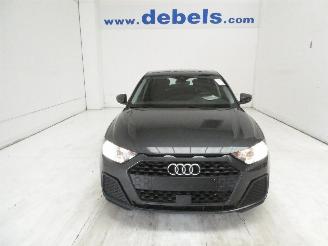 Vaurioauto  passenger cars Audi A1  2019/7