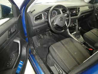 Volkswagen T-Roc  picture 14